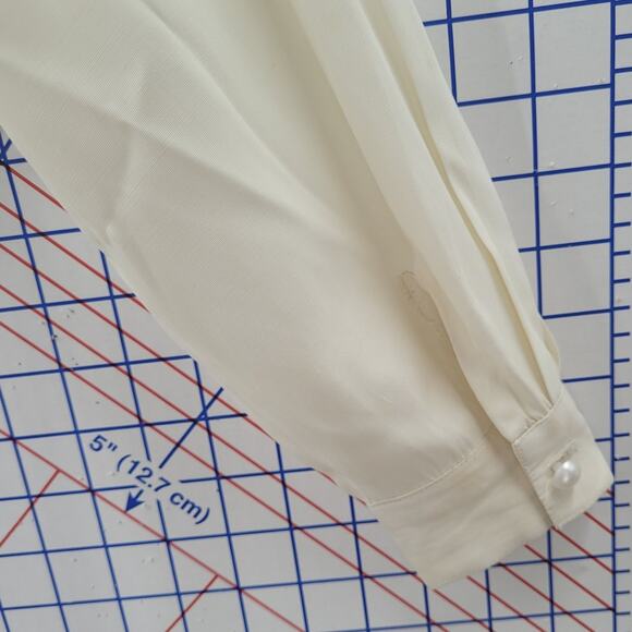 Romantic Vintage Lace-Collar Cropped Blouse by Impressions of California 2-2 - Picture 13 of 15